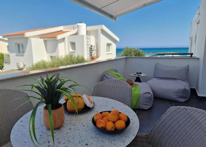 Sea Front Luxury Apartment